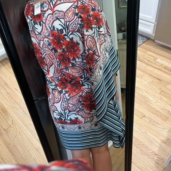 Badgley Mischka Elegant Kimono Sleeve Dress Blue & Red from Neiman Marcus - Picture 6 of 10